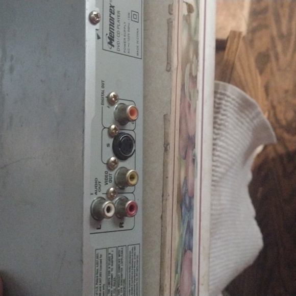 Memorex DVD Player Silver - Picture 3 of 3